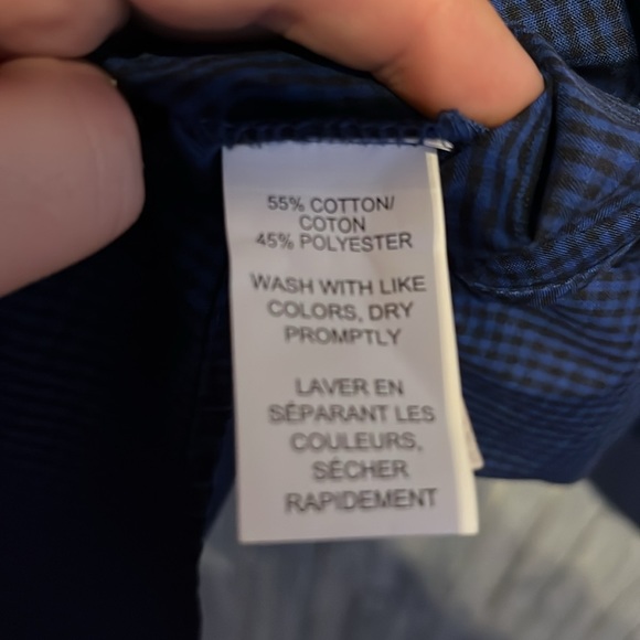 Van Heusen Brand Classic Fit Long Sleeve Dress Shirt - Black and Blue - Picture 4 of 4